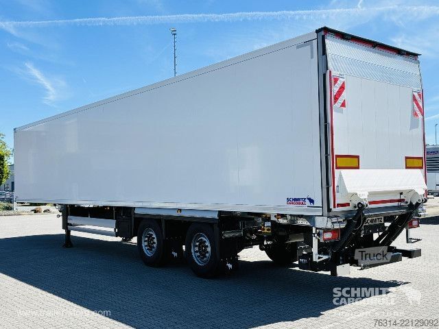 Kylmäkuljetuspuoliperävaunu Schmitz Cargobull Tiefkühler Standard Ladebordwand