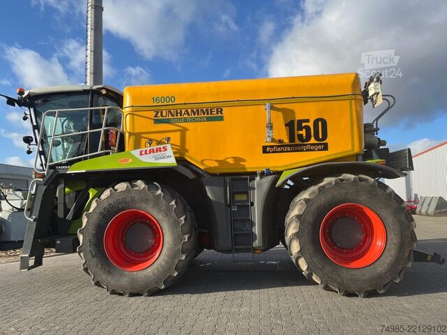 Traktor CLAAS Xerion 4200 Saddle Trac