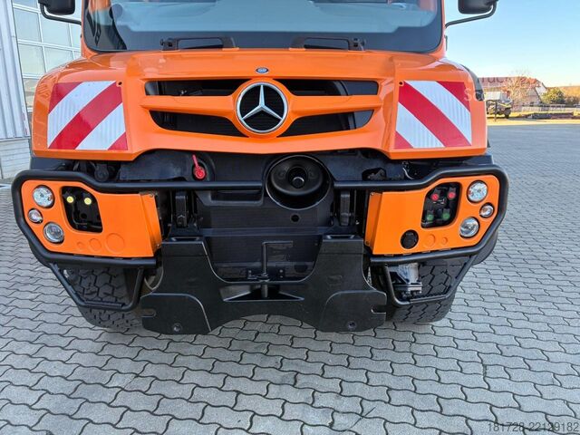 Унимог Mercedes-Benz Unimog U 430 mit Jotha Absetzer CombiCon 5018