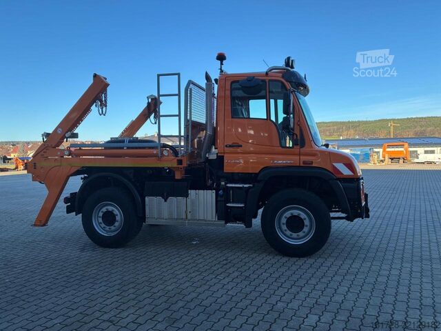 Унимог Mercedes-Benz Unimog U 430 mit Jotha Absetzer CombiCon 5018