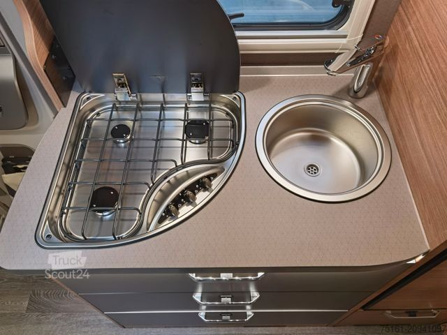 Teilintegriertes Wohnmobil WEINSBERG CARACOMPACT 640 MEG EDITION-PEPPER /-MODELL 2026