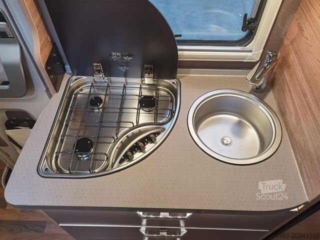 Teilintegriertes Wohnmobil WEINSBERG CARACOMPACT 600 MEG PEPPER / 8G. - AUTOMATIK