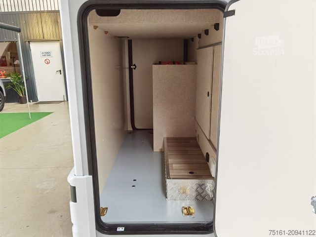 Autorulotă semi-integrată FORSTER T 639 LF /-2026- / 165 PS-8G / HUBBETT & RAUMBAD