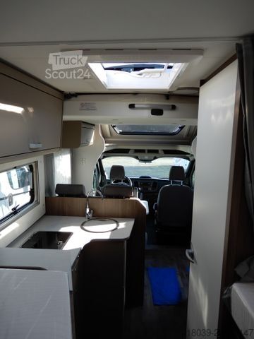 Autorulotă semi-integrată CARADO Edition24 T Ford 338