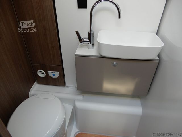 Autorulotă semi-integrată CARADO Edition24 T Ford 338