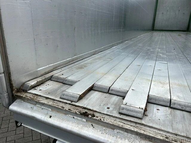 Движущийся пол Bulthuis TAWA01 - 92m3 Liftachse SAF Agrar