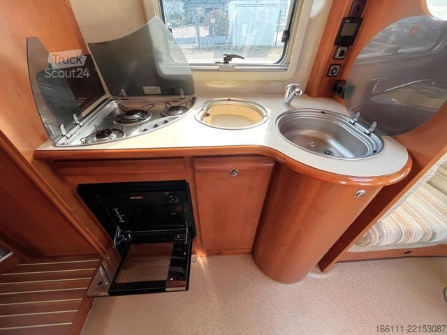 Integriertes Wohnmobil RAPIDO MB 996 HB - Automatik - Fest/Hubbett - Klima -