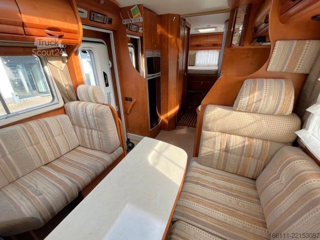 Integriertes Wohnmobil RAPIDO MB 996 HB - Automatik - Fest/Hubbett - Klima -