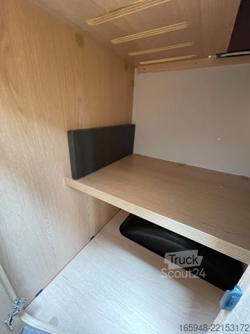 Półzintegrowany kamper SUNLIGHT T 67 S Adventure Edition | Automatik, Hubbett