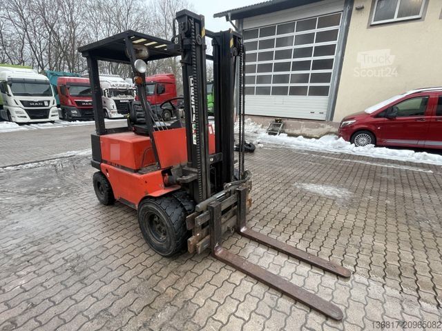 Čelní vysokozdvižný vozík Desta DESTA DV25A Frontstapler Diesel Standard 2250kg