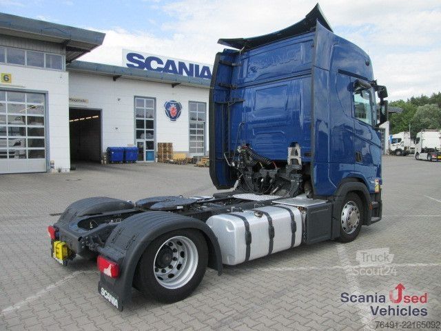 Standardni tegljač Scania S 460 A4x2EB / Retarder / Navigation