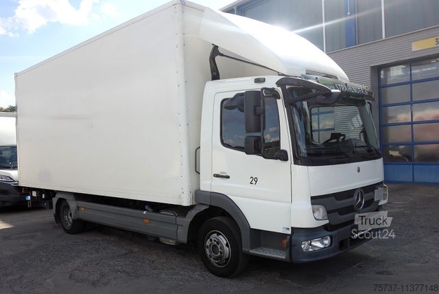 Vrachtwagen met bakwagen MERCEDES-BENZ 818 L Atego Koffer + LBW