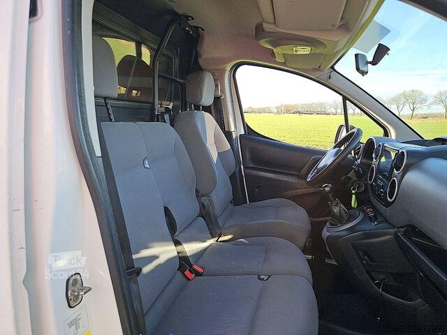 Koffer PEUGEOT PARTNER 1.6 L1 3-Zitplaatsen NAP