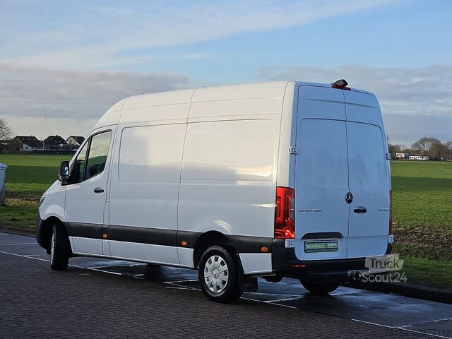 Karavan z visoko streho MERCEDES-BENZ SPRINTER 317 L2H2 LED MBUX10 RWD!