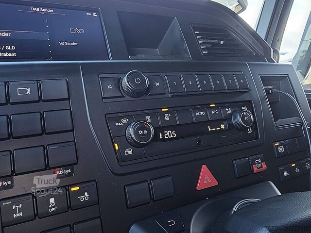 Стандарт-СЗМ M.A.N. 26.470 TGX TG3 GM 6X2/4 ADR PTO