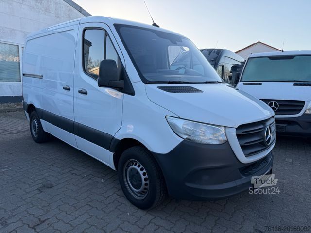 Autoutilitară frigorifică MERCEDES-BENZ Sprinter Klima 2x Schiebetür Lebensmittel L1H1