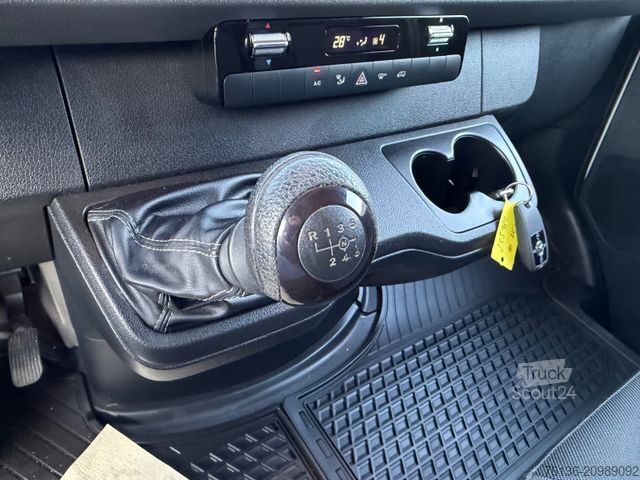 Autoutilitară frigorifică MERCEDES-BENZ Sprinter Klima 2x Schiebetür Lebensmittel L1H1