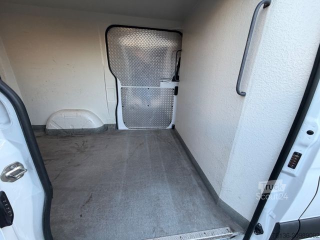 Autoutilitară frigorifică MERCEDES-BENZ Sprinter Klima 2x Schiebetür Lebensmittel L1H1