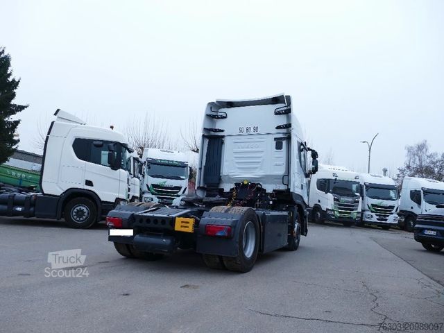 Standaard trekker IVECO Stralis 460 *CNG*Retarder*