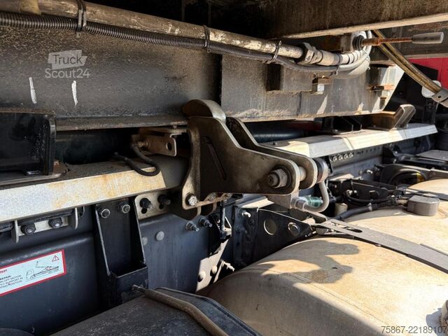 Camion scarrabile Volvo FM 460