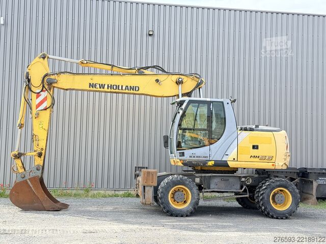 Gumikerekes kotrógép New Holland MH 5.6