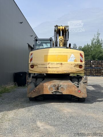 Gumikerekes kotrógép New Holland MH 5.6