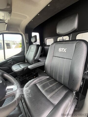 Preprava koní Renault Master STx Master STX