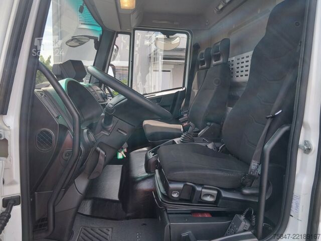 Samochód ciężarowy typu furgon Iveco EuroCargo ML 75 E 19/P LBW Türe im Koffe