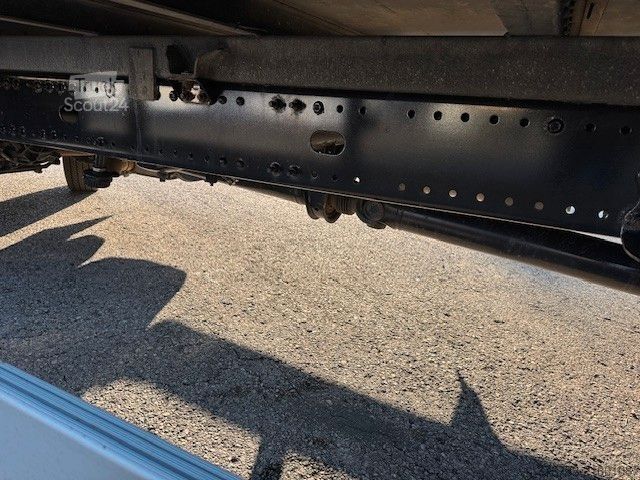 Camion plateau avec bâche MAN TGL 8.220 4x2 BL ¤6D 8,6to. Schalter A/C LBW