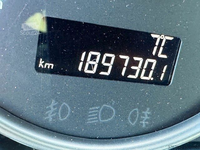 Camion plateau avec bâche MAN TGL 8.220 4x2 BL ¤6D 8,6to. Schalter A/C LBW