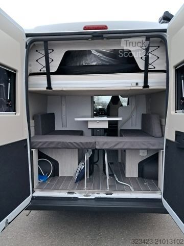 Camper van ROLLER TEAM Livingstone K2 Hubbett,Markise,Tempomat