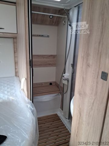 Camping-car semi-intégré EURAMOBIL Profila T PT 675 SB Mondial Pakete, Automatik