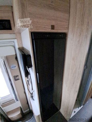 Camping-car semi-intégré EURAMOBIL Profila RS PRS 720 EF Markise/SAT/TV/Solar