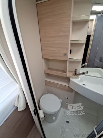 Capucine EURAMOBIL Activa One 690 HB Sat/TV Markise Navi Radträger