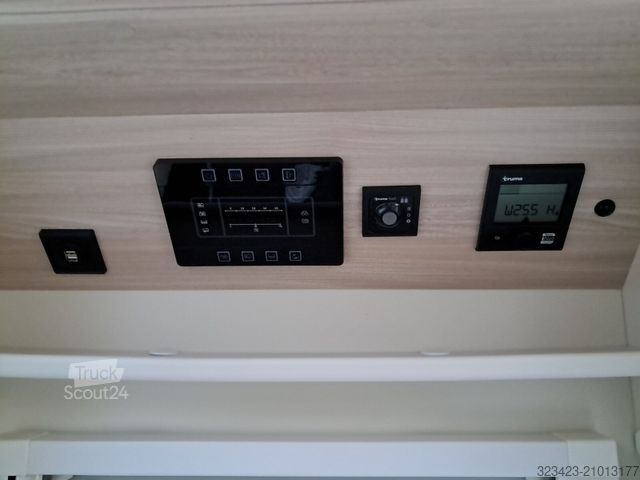 Capucine EURAMOBIL Activa One AO 690 HB Mark/Navi/SAT/TV/Solar/Fahr