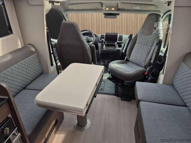 Camping-car semi-intégré ADRIA Coral Supreme 670 DL Klimaauto, LED, Navi, RFK