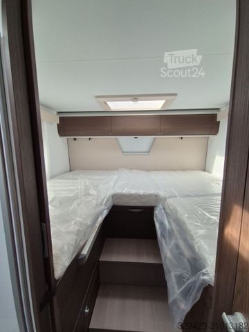 Camping-car semi-intégré ADRIA Coral Supreme 670 DL Klimaauto, LED, Navi, RFK