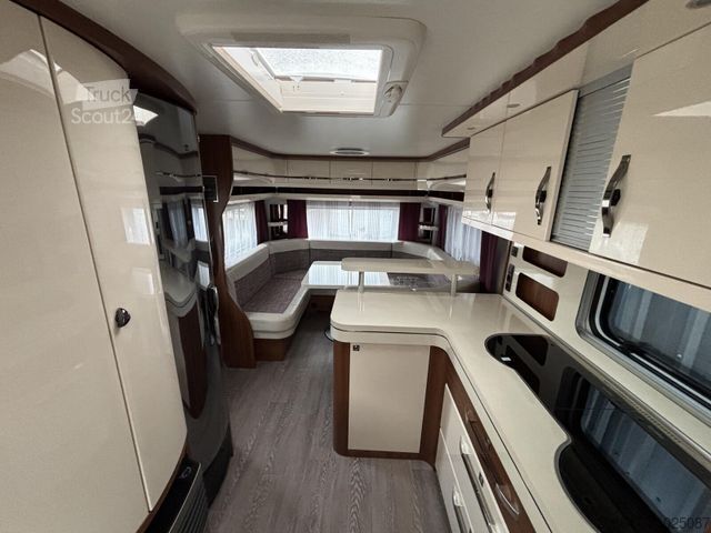 Caravane HOBBY Excellent 560 CFe *Top Zustand*1. Hand*