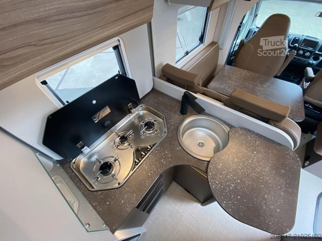 Camping-car semi-intégré BÜRSTNER B66 TD 690 *Hubbett*Automatik*Markise*Lithium*