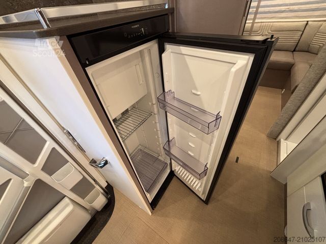 Camping-car semi-intégré BÜRSTNER Lyseo TD 744 *Automatik*Winterpaket*RFK*