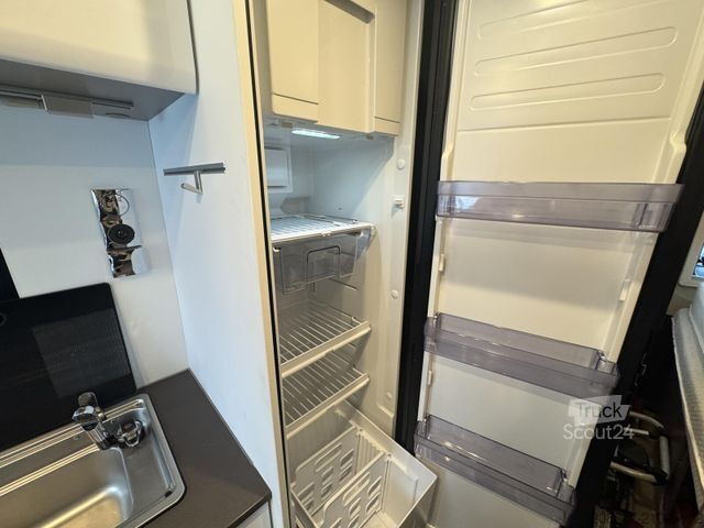 Camping-car BÜRSTNER Eliseo C 642 *Schlafdach*Solar*AHK*Markise*