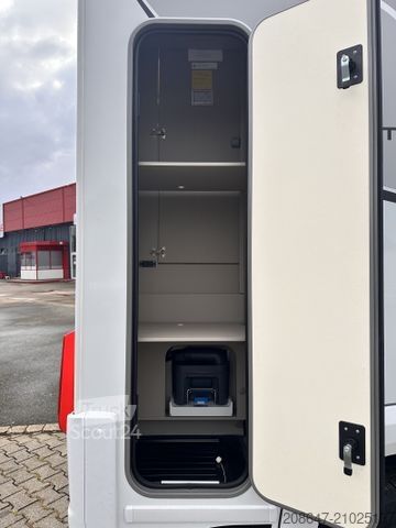 Camping-car semi-intégré BÜRSTNER Campeo TD 590 *Heckbad*Hubbett*Diesel 90L*Flex*