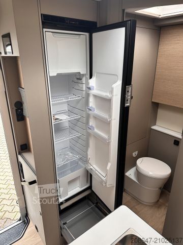 Camping-car semi-intégré BÜRSTNER Campeo TD 590 *Heckbad*Hubbett*Diesel 90L*Flex*