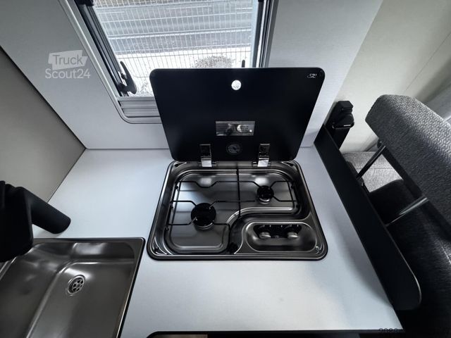 Camping-car semi-intégré BÜRSTNER Campeo TD 736 *3.850 kg*Flex & Attractive Paket*