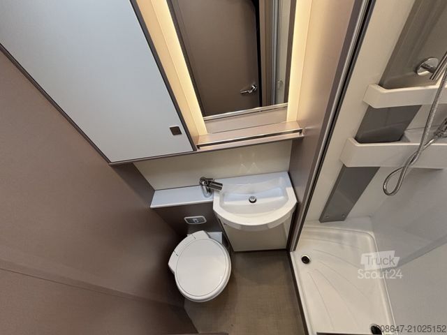 Camping-car semi-intégré BÜRSTNER Lyseo TD Harmony Line 744  Automatik*Winterpaket