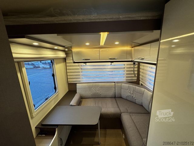 Camping-car semi-intégré BÜRSTNER Lyseo TD 744 *Automatik*Hubbett*4.250 kg*