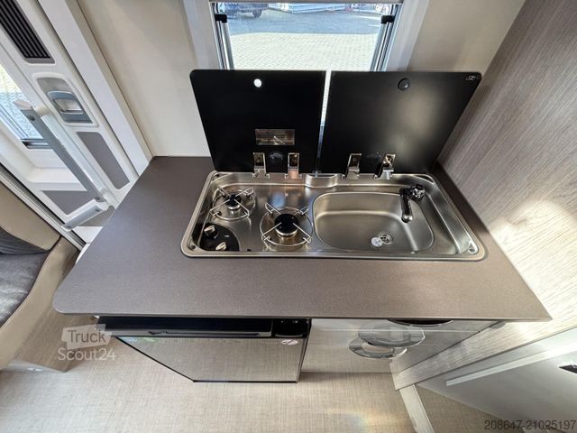 Camping-car semi-intégré BÜRSTNER Lineo T 620 G *Automatik*Navi/RFK*Solar*Markise*