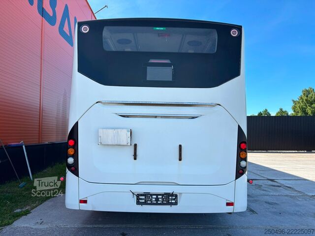 Pilsētas autobuss Volvo B8RLE 8900 4x2 AC / AUXILIARY HEATING