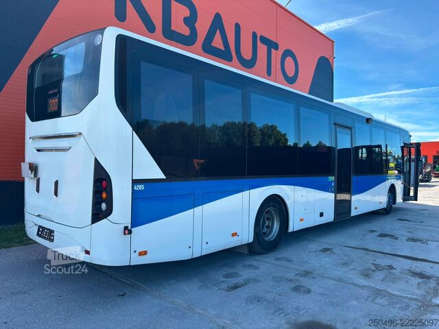 Pilsētas autobuss Volvo B8RLE 8900 4x2 AC / AUXILIARY HEATING