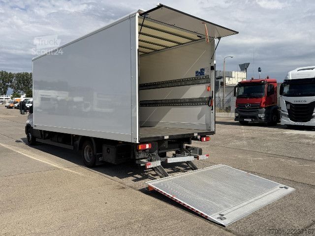 Furgons ar kasti IVECO 70C18HA8/P RFK / Spoiler / HI-MATIC